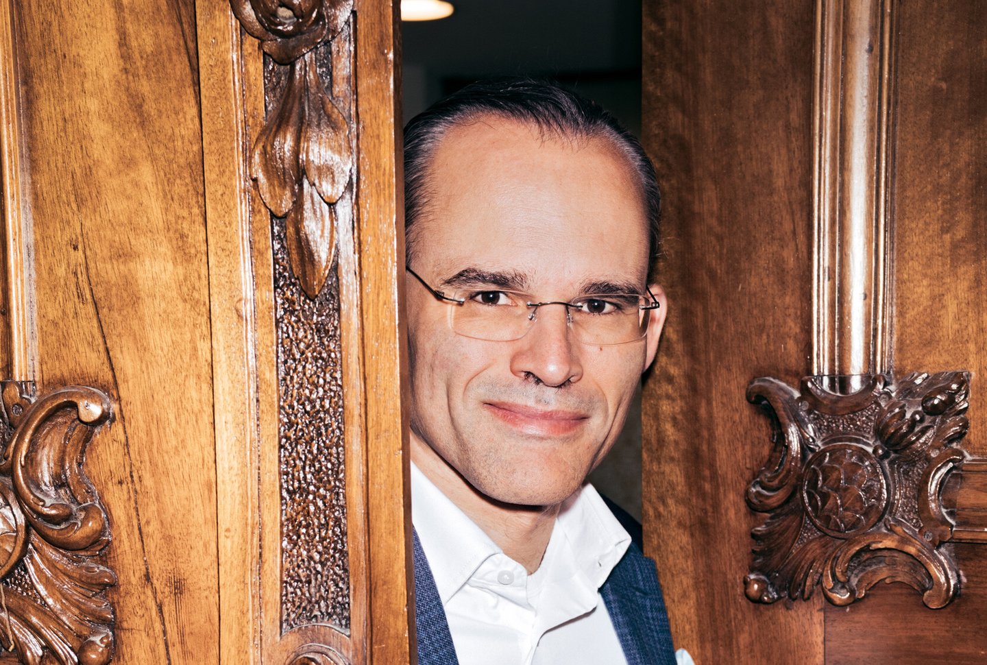 Stephan Schmidt, Gemeindeschreiber von Salgesch (VS), bei der Arbeit. 